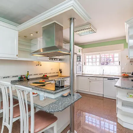 Casa Pink Flamingo Spacious Town Centre Villa Tavira