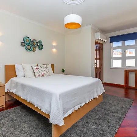 Villa Casa Pink Flamingo Spacious Town Centre Tavira