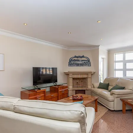 Casa Pink Flamingo Spacious Town Centre Tavira