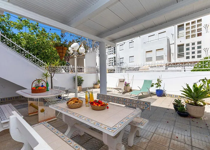 Casa Pink Flamingo Spacious Town Centre