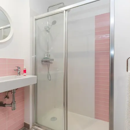 Villa Casa Pink Flamingo Spacious Town Centre *