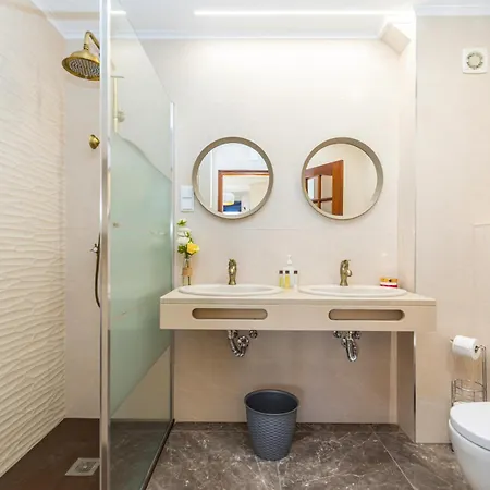 Casa Pink Flamingo Spacious Town Centre Villa Tavira