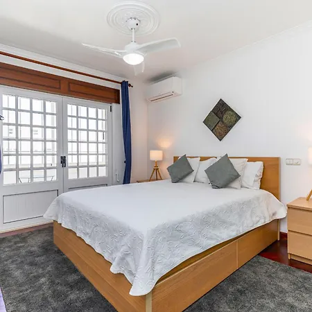 Casa Pink Flamingo Spacious Town Centre Tavira